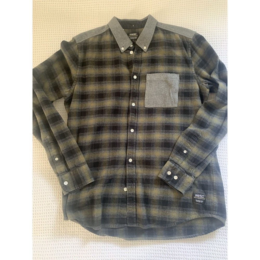 WESC Olavi Shadow Plaid Overshirt Flannel Shirt  Front  Plaid Shacket‎ Men's M